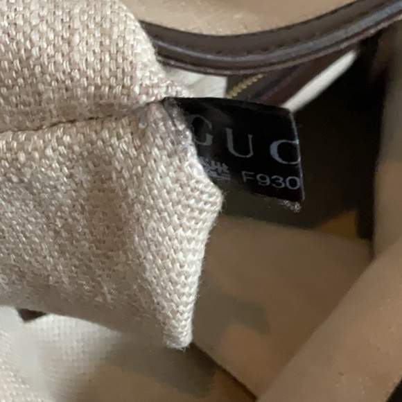 Gucci Rattan Tote - Picture 13 of 13